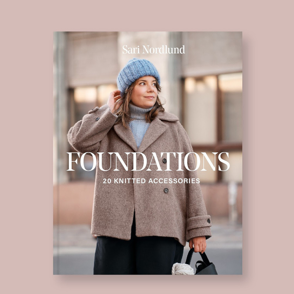 Foundations - 20 Knitted Accessories